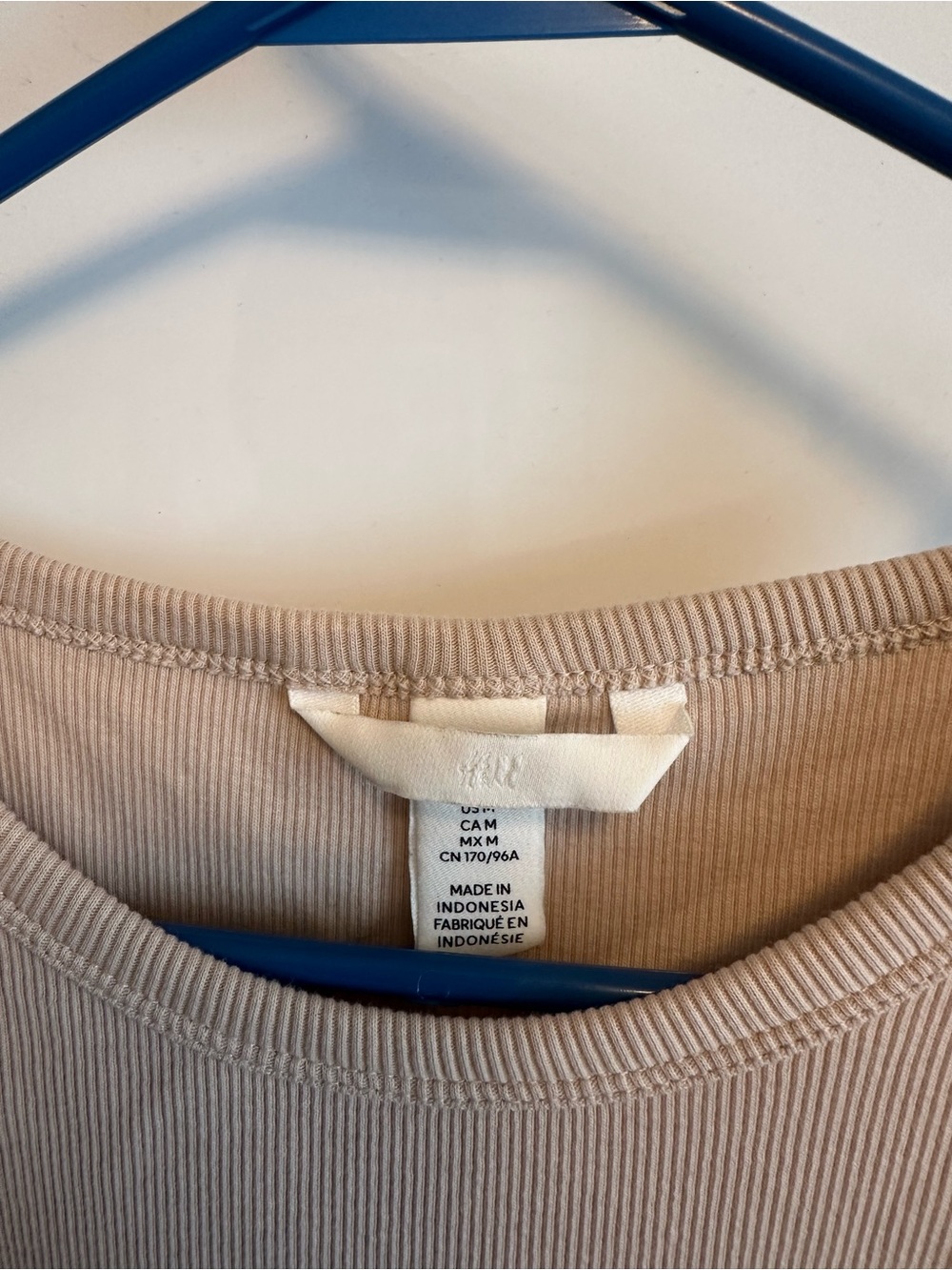 H&M Beige Ribbed Crop Tank - Picture 2 of 4